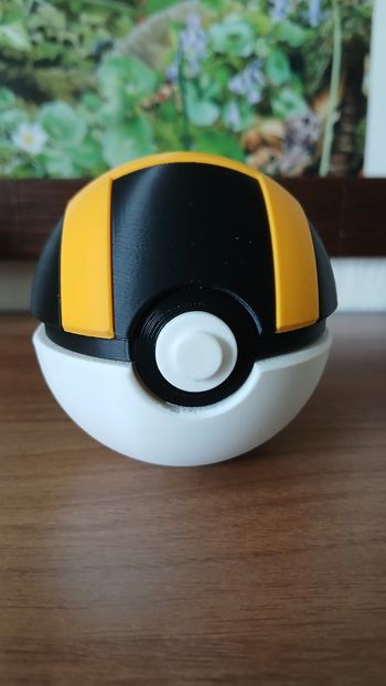 Pokeball Giratina