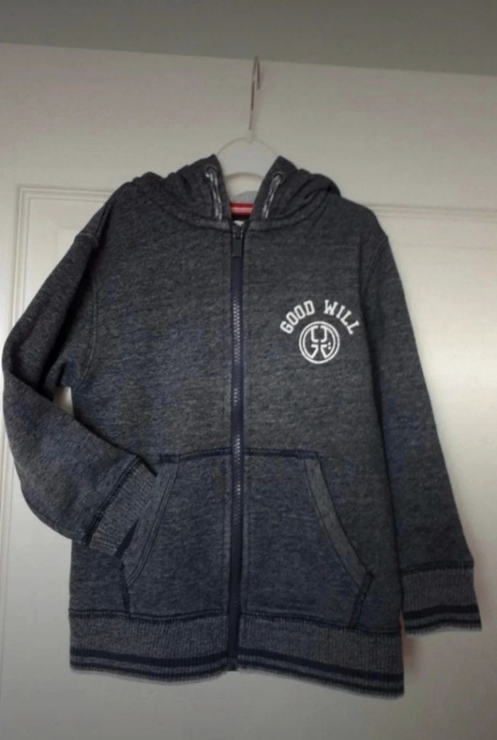 💎 Joli gilet bleu à capuche Okaïdi (5 ans) 💎 - photo numéro 2