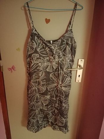 Robe à bretelles