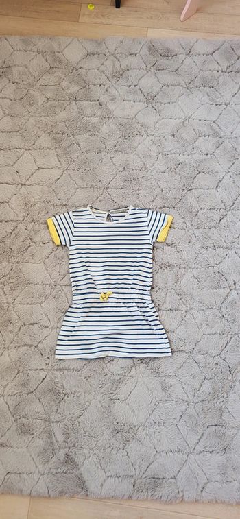 Robe 6 ans