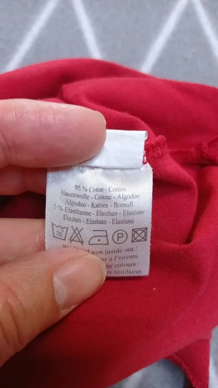 🦄 lot 4 hauts sans manche, 4 ans - photo numéro 5