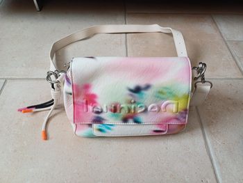 Sac à main desigual neuf