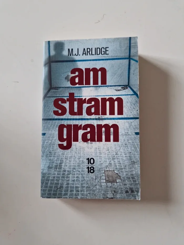 Livre de poche Am Stram Gram de M.J Arlidge