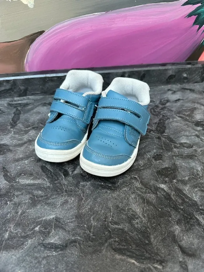 Basket decathlon scratch bleu 24 - photo numéro 2