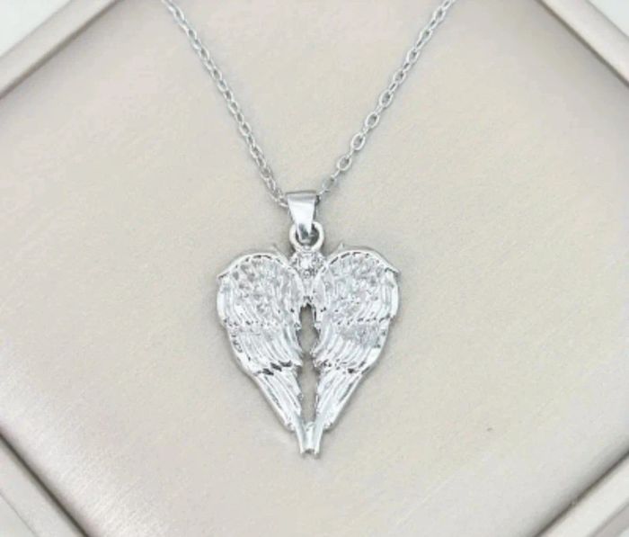 Pendentif + chaîne femme - photo numéro 6