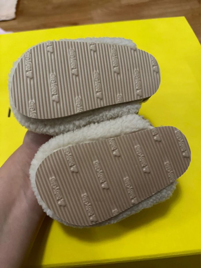 Chaussons sherpa baby gap - photo numéro 2