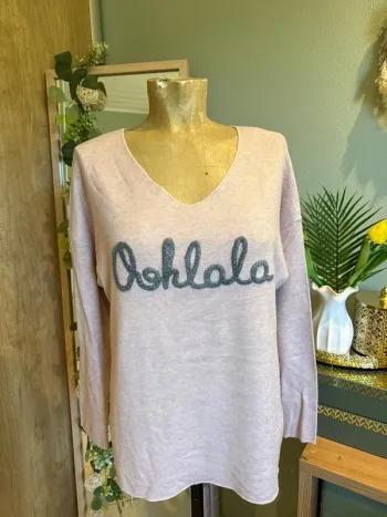 Pull fin tout doux avec inscription, oh lala