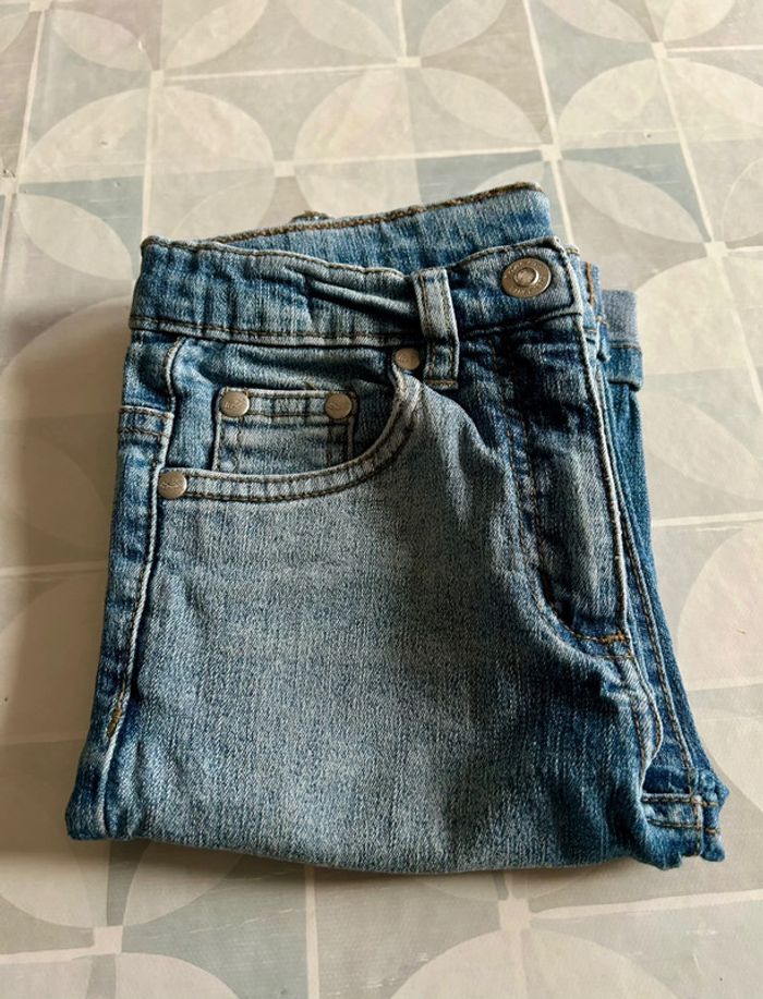 Pantacourt fille - 6 ans - C&A - en très bon état - photo numéro 4
