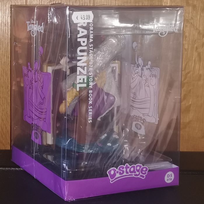 RAIPONCE - Diorama D-Stage Disney Livre Histoire 15cm - photo numéro 2