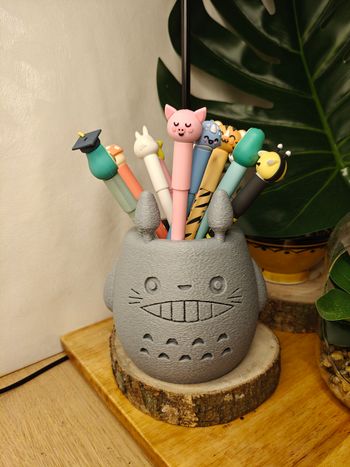 Pot à crayons Totoro – décoration inspirée du Studio Ghibli 