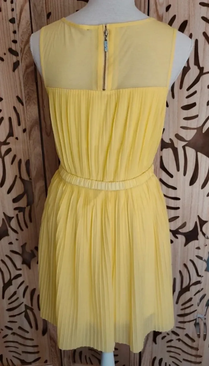 Robe plissée, ceinture Taille S - photo numéro 5