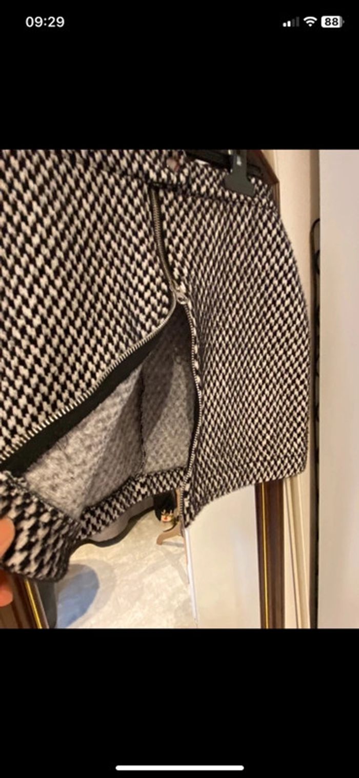 Jupe noire et blanche - photo numéro 3