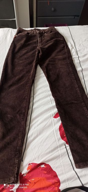 Pantalon velours marron t. 38