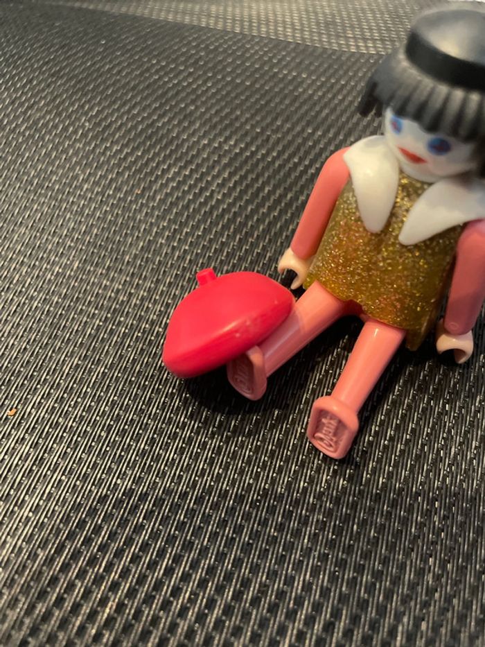 Playmobil figurine clown cirque Romani vintage veste dorée habits roses - photo numéro 2