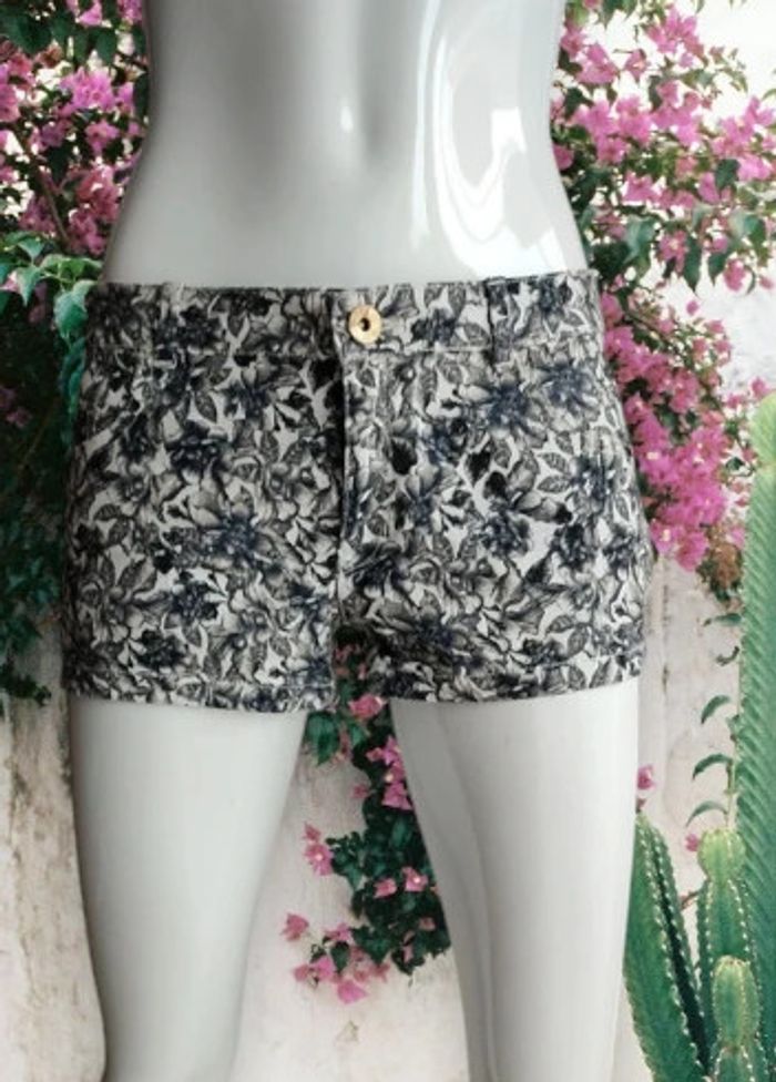 Short imprimé H&M comme neuf