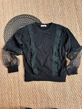 Pull noir manche tulles