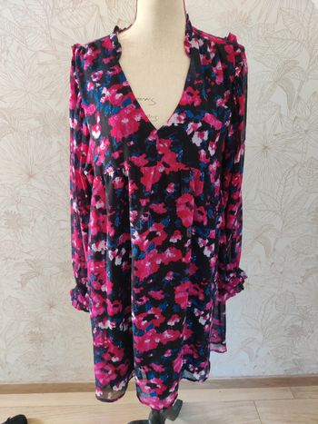 Robe la petite étoile taille 3