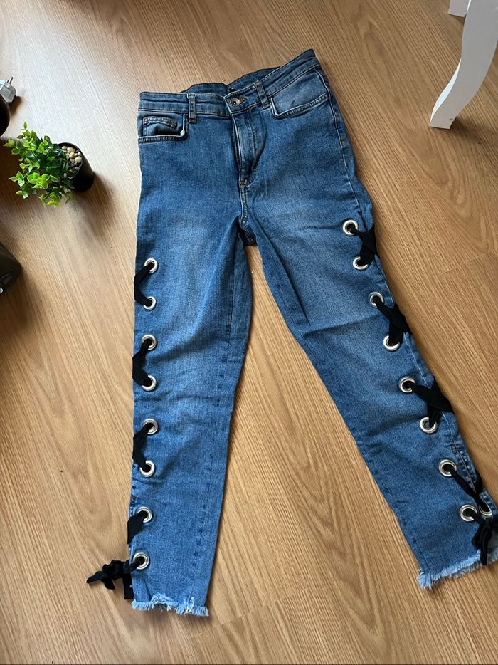 Jean bleu foncé lacets noirs original T.S Calzedonia TBE  👖