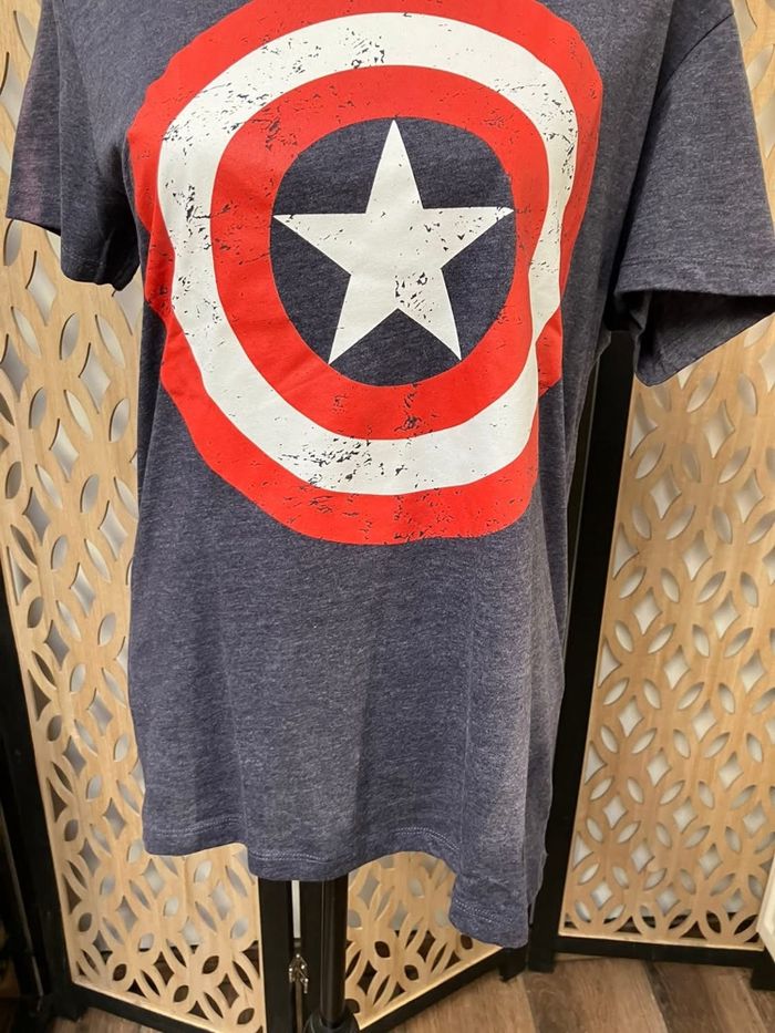 T shirt Marvel taille M - photo numéro 4