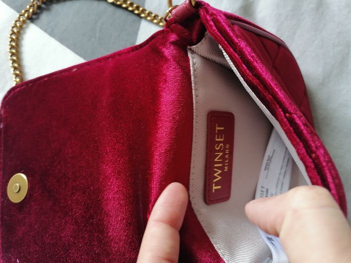 Sac bandoulière en simili velours rouge matelassé avec motif cerises - Twinset Milano - photo numéro 7