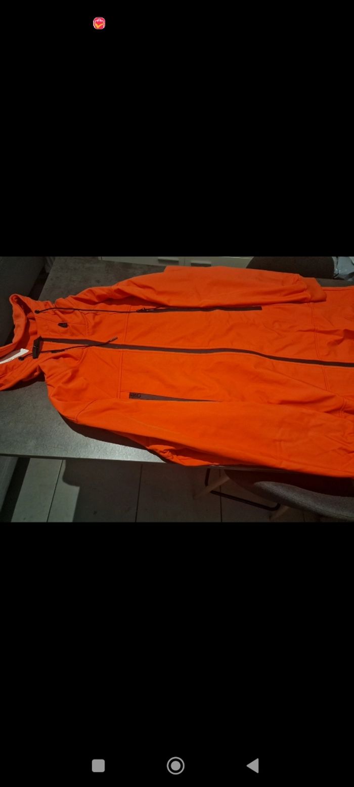 Veste - photo numéro 2