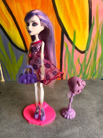 Poupée monster high  