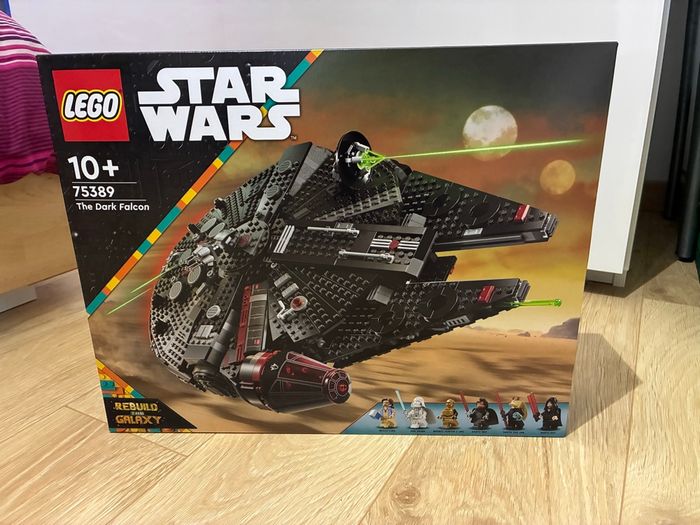 LEGO Star Wars 75389 Le Faucon Noir