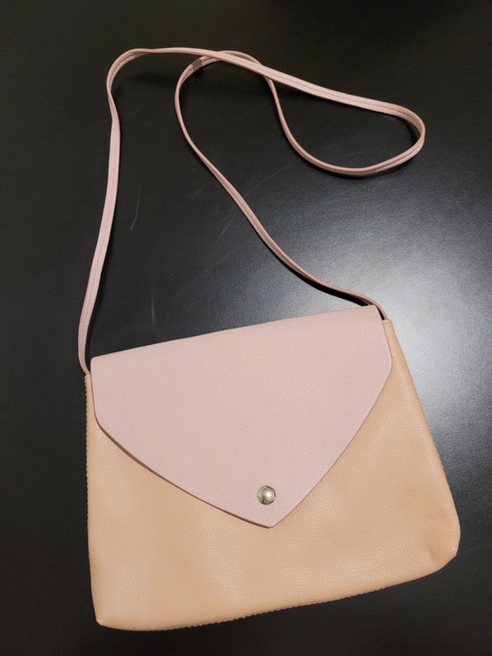 Pochette bandoulière