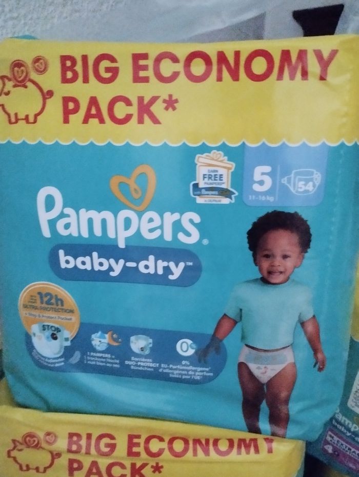 Couche Pampers taille 5