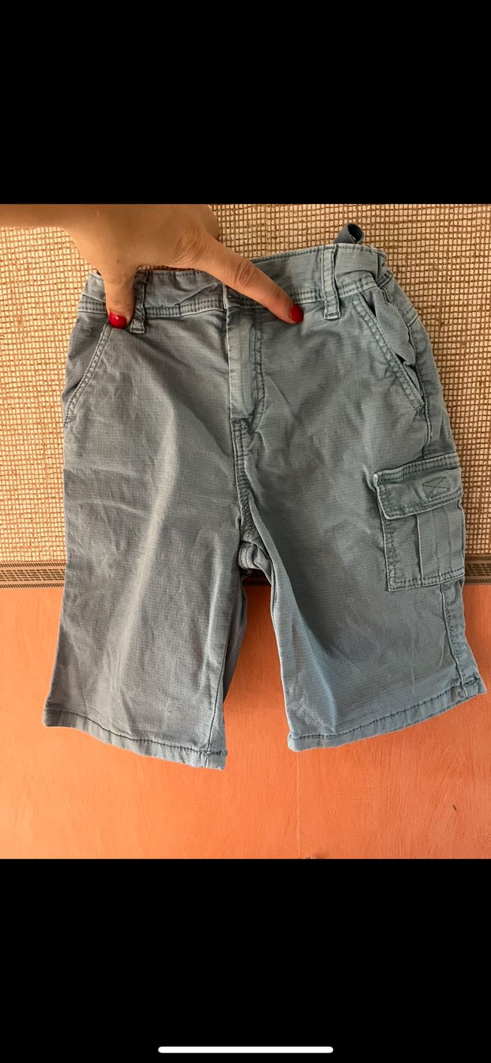 Short jeans