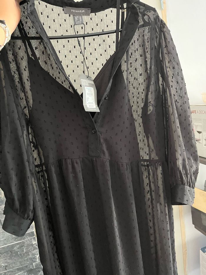 Robe neuve t 38 - photo numéro 3