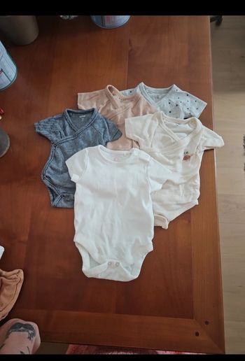 Lot de 5 bodys mixte 3 mois
