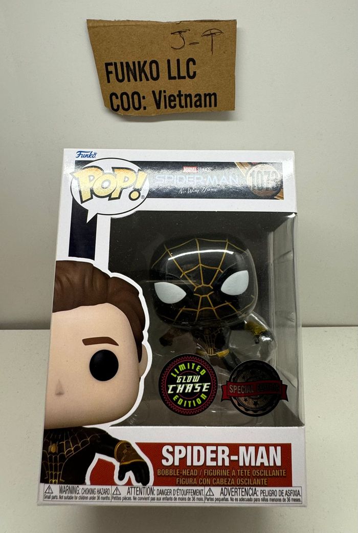 Funko Pop No way Home 1073 Spider-man Limited Edition Glow Chase