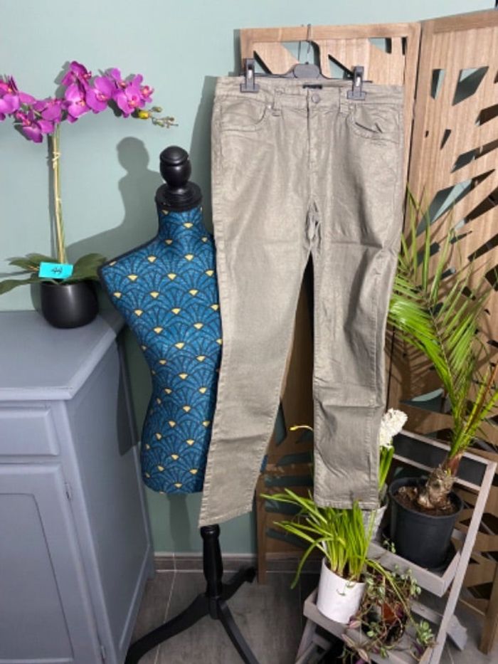 Pantalon femme 44