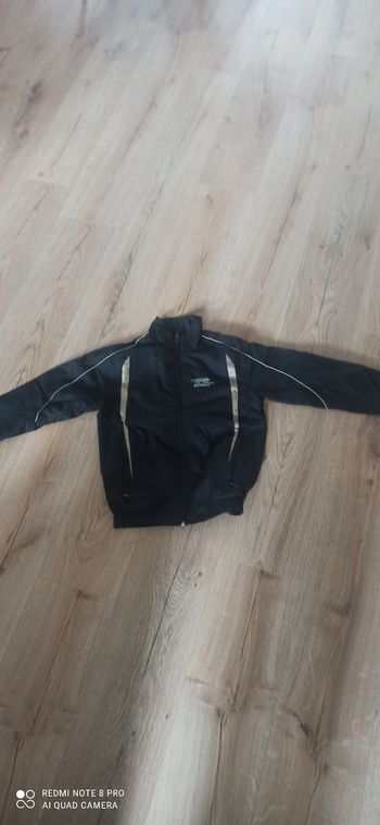 Veste de sport airness 8 ans