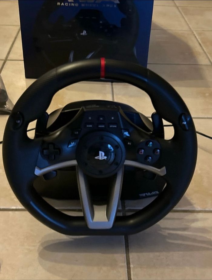 Volant Simulateur PS3-PS4 Hori(comme neuf ) - photo numéro 8