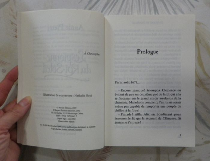 L'espionne du Roi-Soleil de Annie Piétri Ed. Estampille Bayard Jeunesse - photo numéro 5
