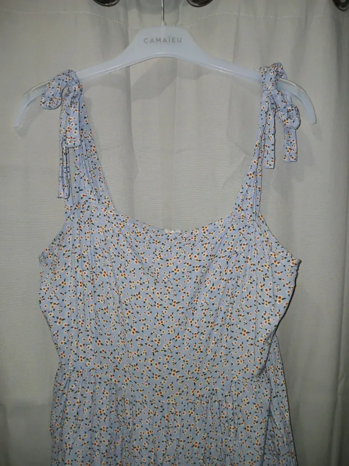 🩷 Robe d’été bleu ciel à fleurs Shein taille L. - photo numéro 4