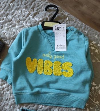 Sweat-shirt bébé