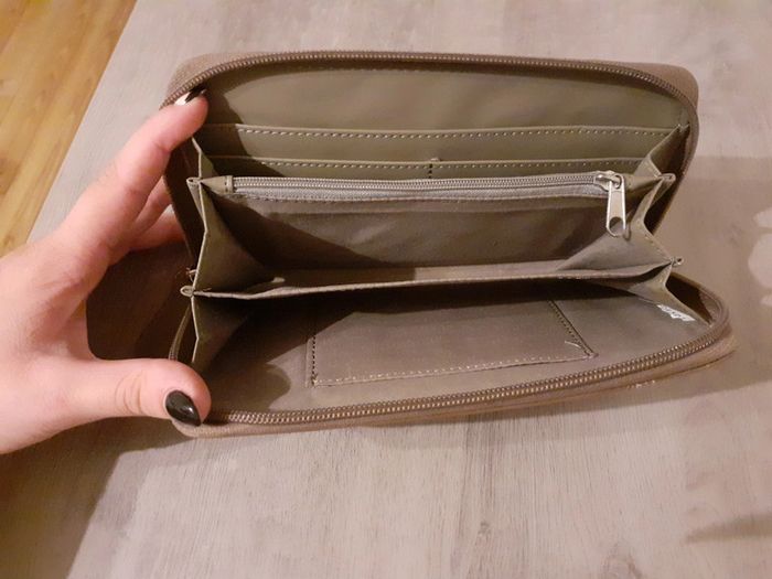 Porte feuille - photo numéro 2