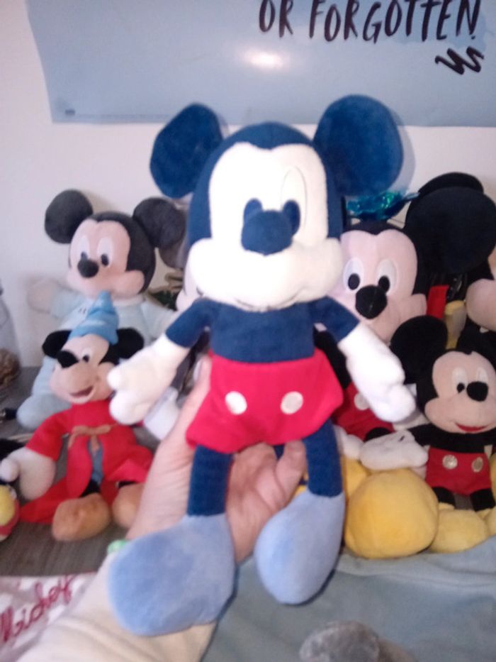 Gros lot de 15 peluches mickey dont 3 interactives prix non négociable - photo numéro 16