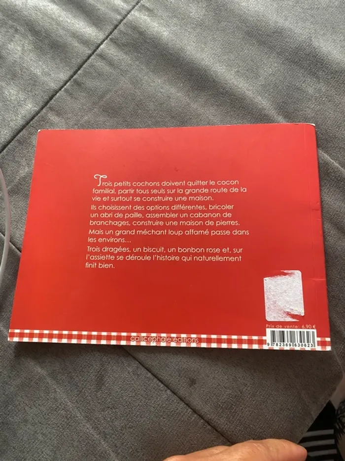 Livre les trois petits cochons - photo numéro 2