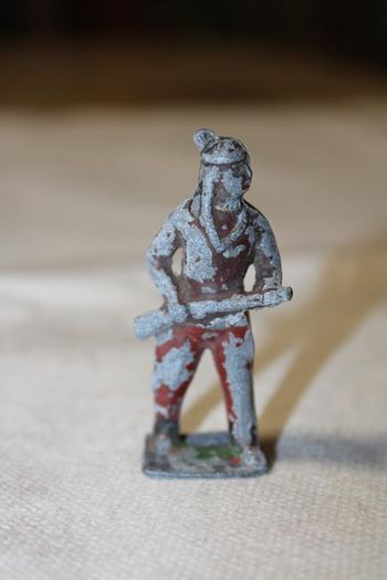 Figurine indien en plomb