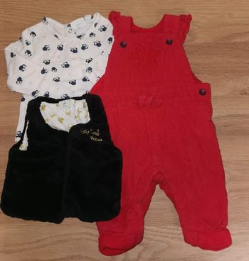 Ensemble fille 1 mois
