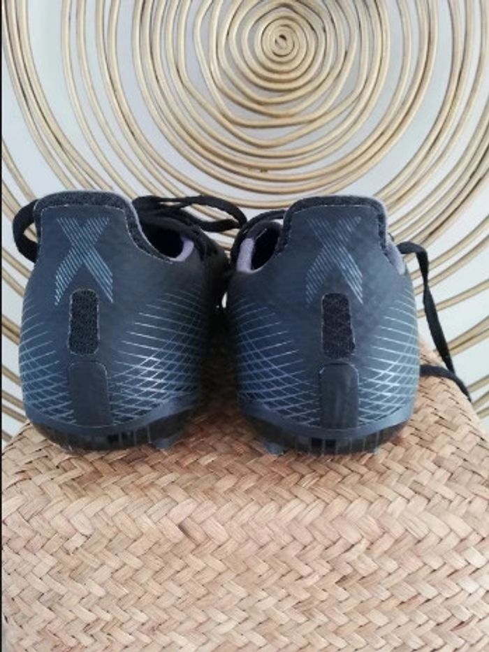 Paires de crampons Adidas Pointure 36 - photo numéro 5
