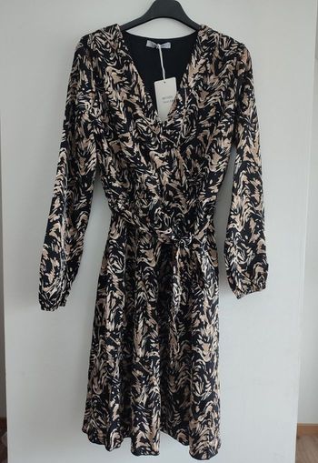 Robe manches longues taille S/M marque lilie rose