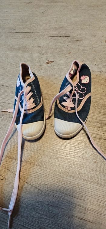 Paire de basket/tennis bleu et rose Hello Kitty, pointure 29