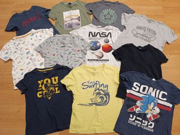 Lot T-shirts manches courtes garçon 6 ans TBE 