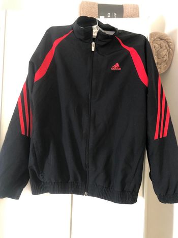 Veste adidas .12 ans .