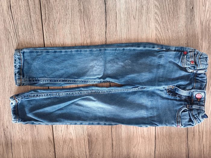 3 jeans garçon 3 ans usagés en bas voir photo - photo numéro 3